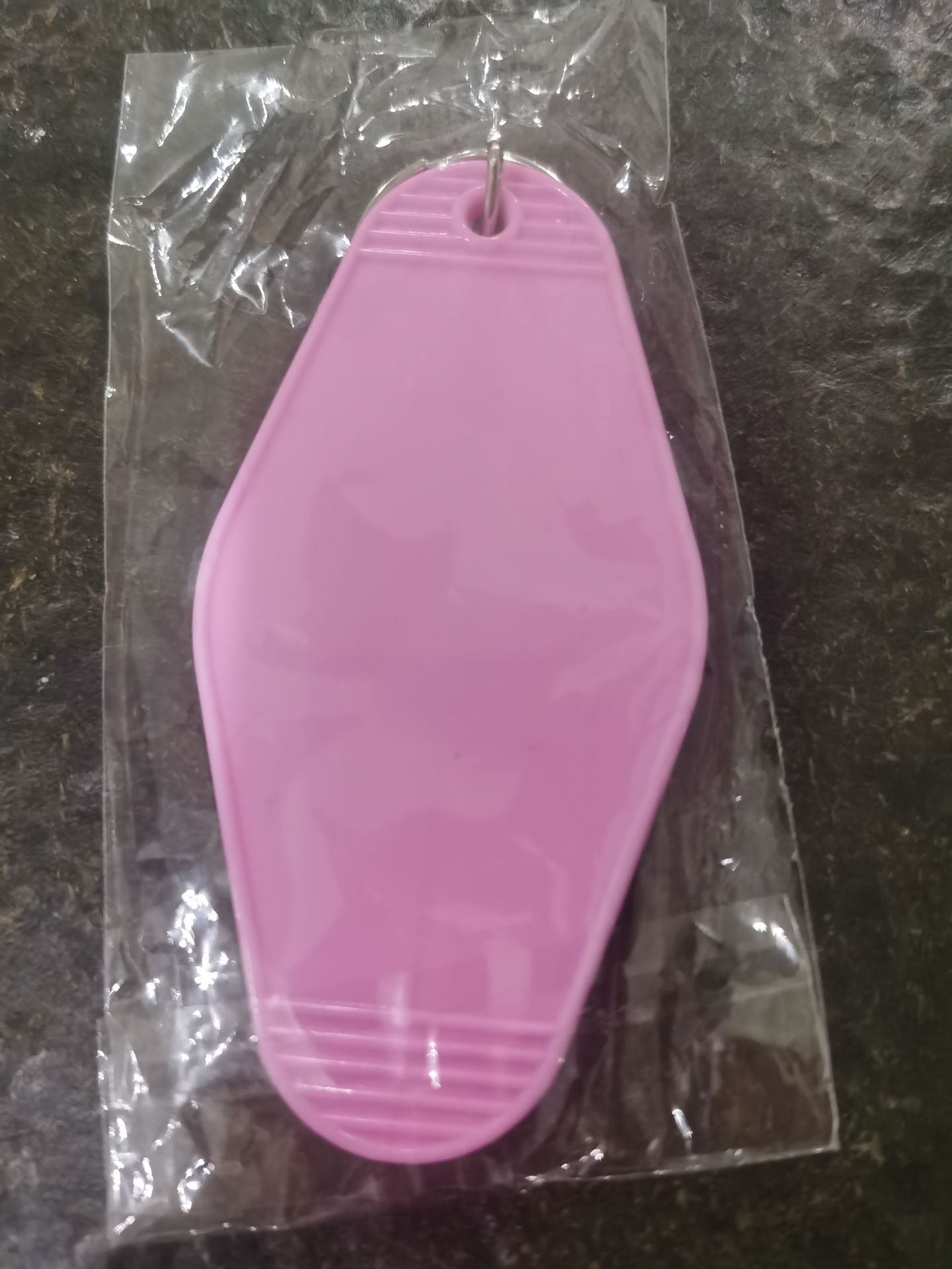 Wholesale Plastic Luggage Tag Retro Motel Number Tag Diamond Hotel Room Card Keychain